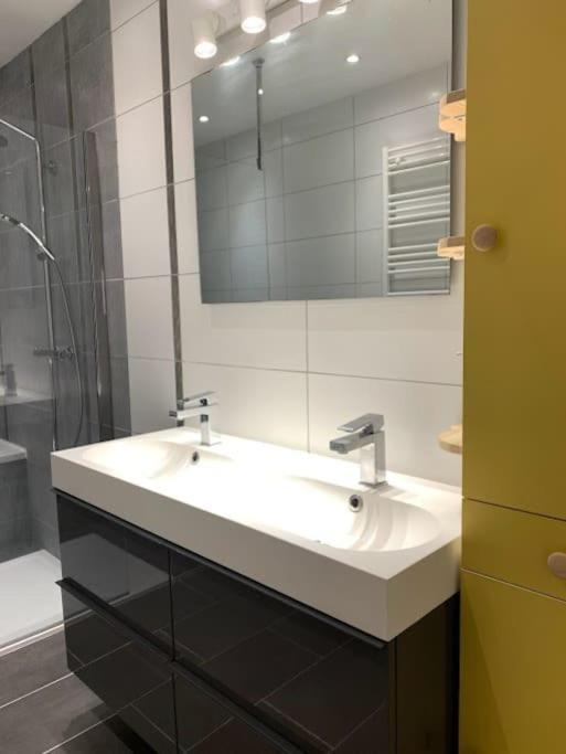 Joli Canut - Proche De Fourviere - 6 Couchages Apartamento